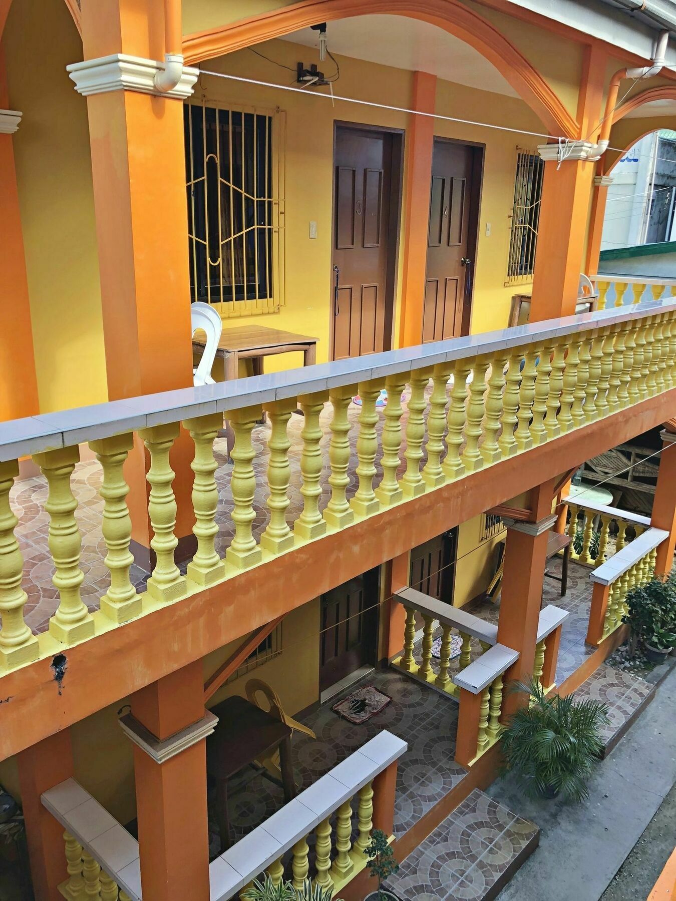Queen Of Isle Cottages And Restaurant Puerto Galera Exterior foto